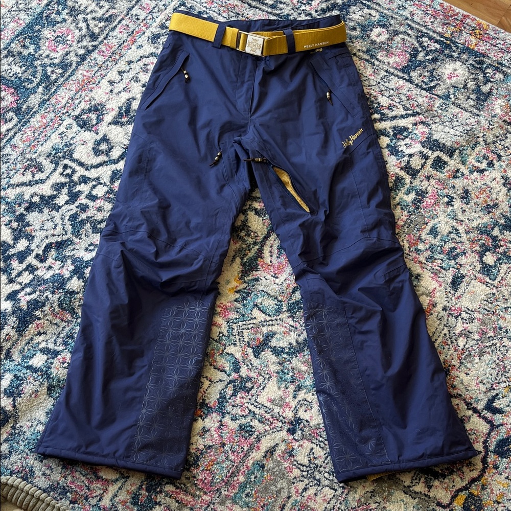 NEW! Helly Hansen Navy Blue/purplish  Ski Pants with Yellow Belt Accents size M